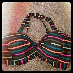 Plus size swimsuit top